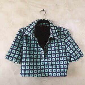 ZARA Retro Floral Print Cropped Top – Bold 70s-Inspired Look